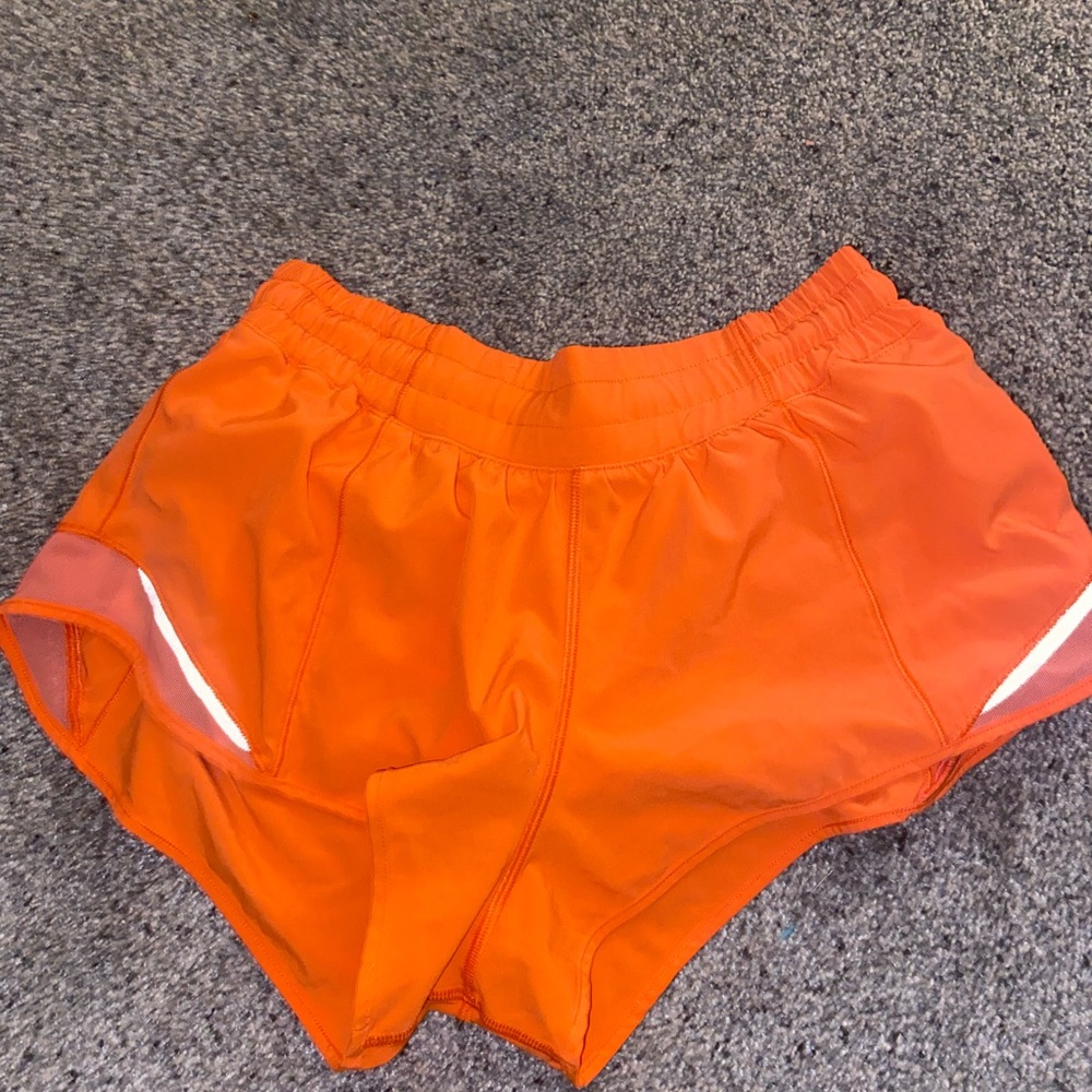 Orange Hotty Hots 2.5” size 8